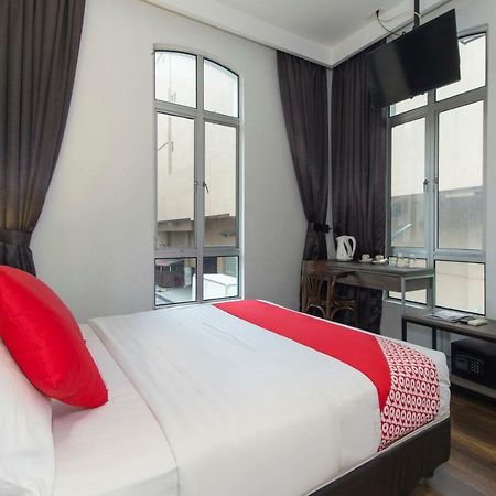 Oyo 127 The Reeds Hotel Kuala Lumpur Extérieur photo
