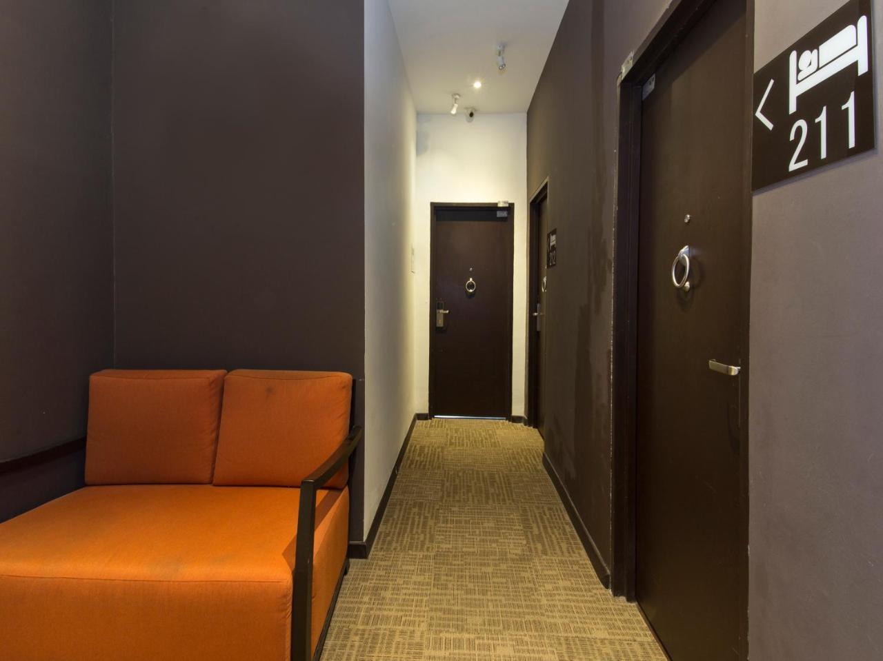 Oyo 127 The Reeds Hotel Kuala Lumpur Extérieur photo