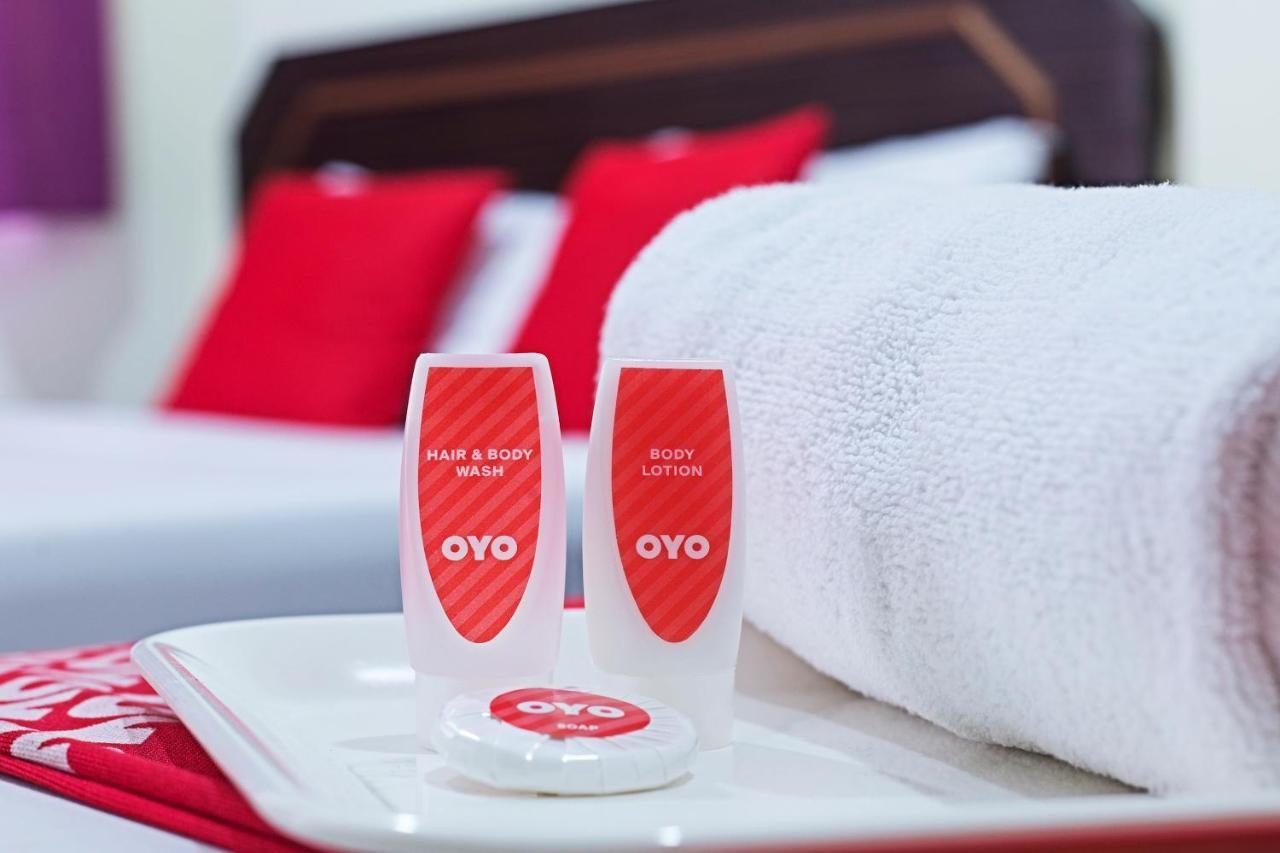 Oyo 127 The Reeds Hotel Kuala Lumpur Extérieur photo